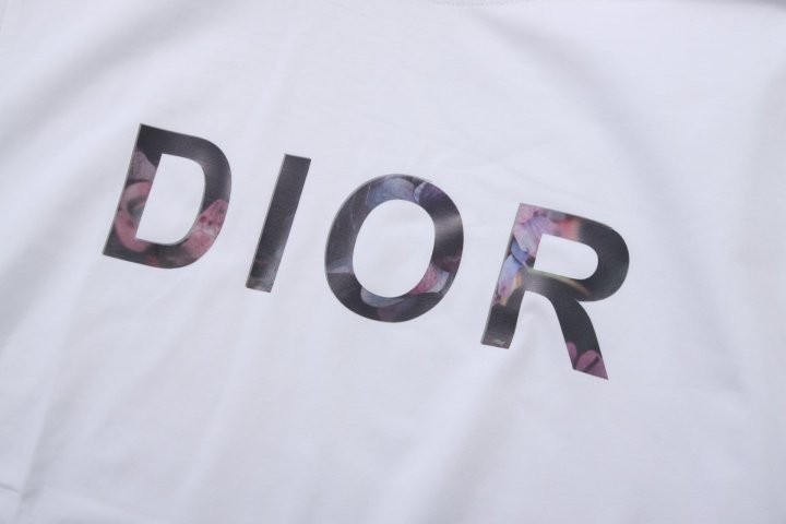 d_3fiUd018svc1mkv5vyqt5kpn_cqsib1.jpg