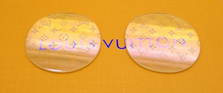 h_bg2Ud018svc1luccedek90hm_u9fnmn.jpg