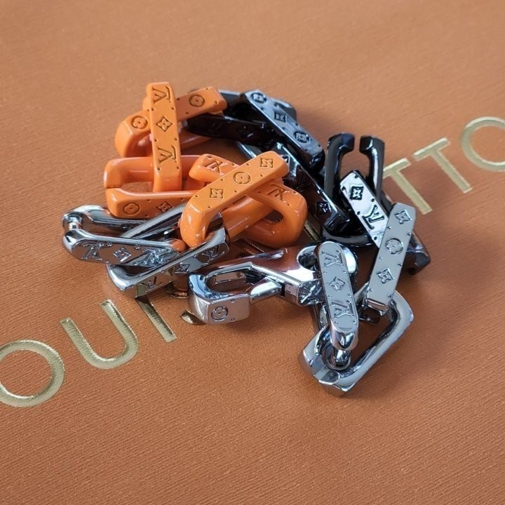 e_6jcUd018svc1c0oxz5kkds1w_d7n2sd.jpg