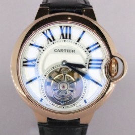 Cartier 까르띠에 로통드 드 까르띠에 W6920001 플라잉 뚜르비옹 컴플리케이션 18k 로즈골드 화이트 실버 텍스쳐 다이얼 아시안 투어빌론 탑재 무브먼트 - Cartier Rotonde De Certier Flying Tourbillon Complication 18k Rose Gold Case White Silver Texture Dial Tourbillon Movement