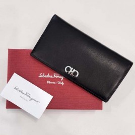 페레가모 레더 램스킨 장지갑